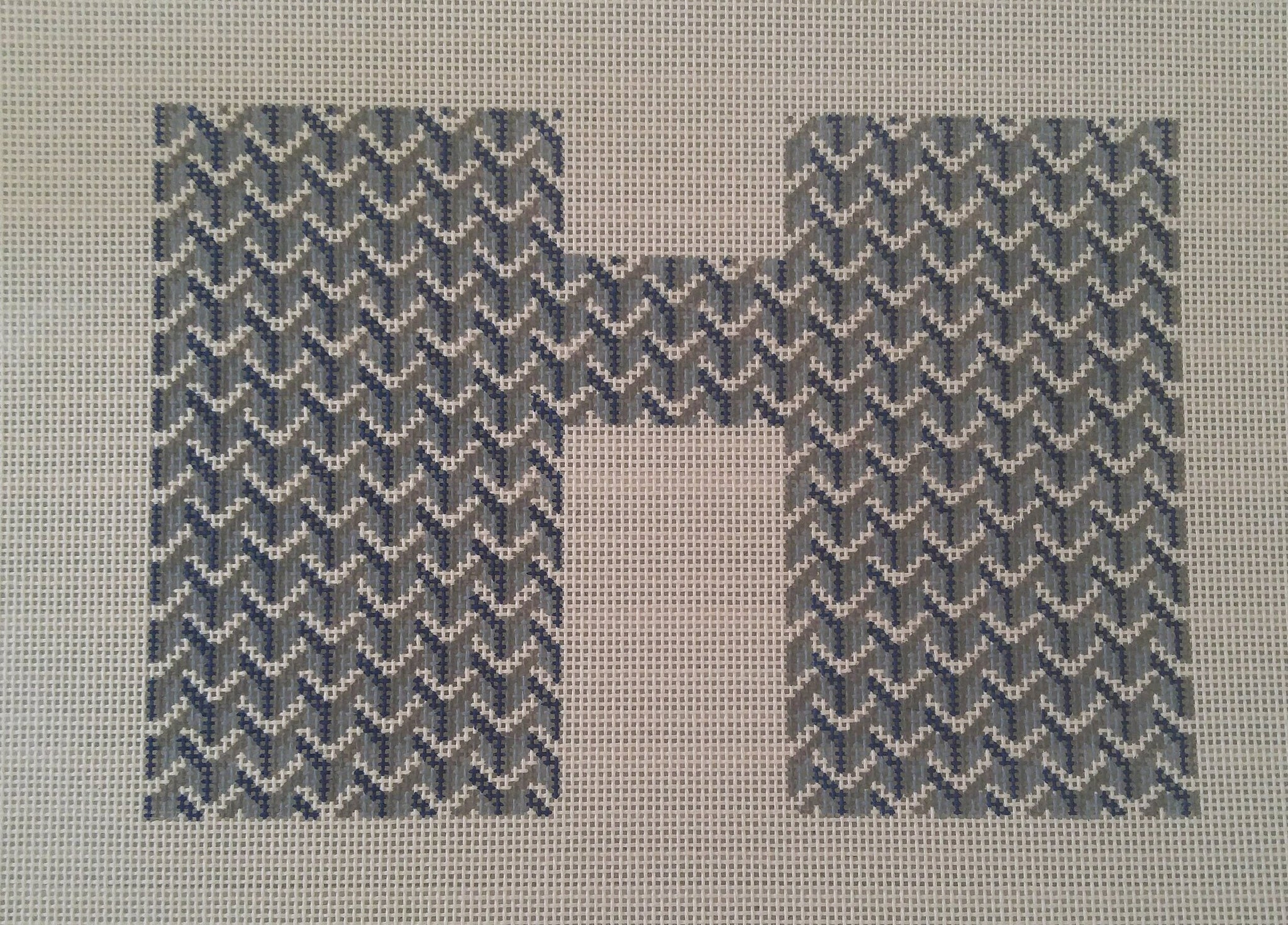 Y Pattern Clutch Front Blue