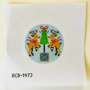 Round - Rudolph with Topiary Blue
