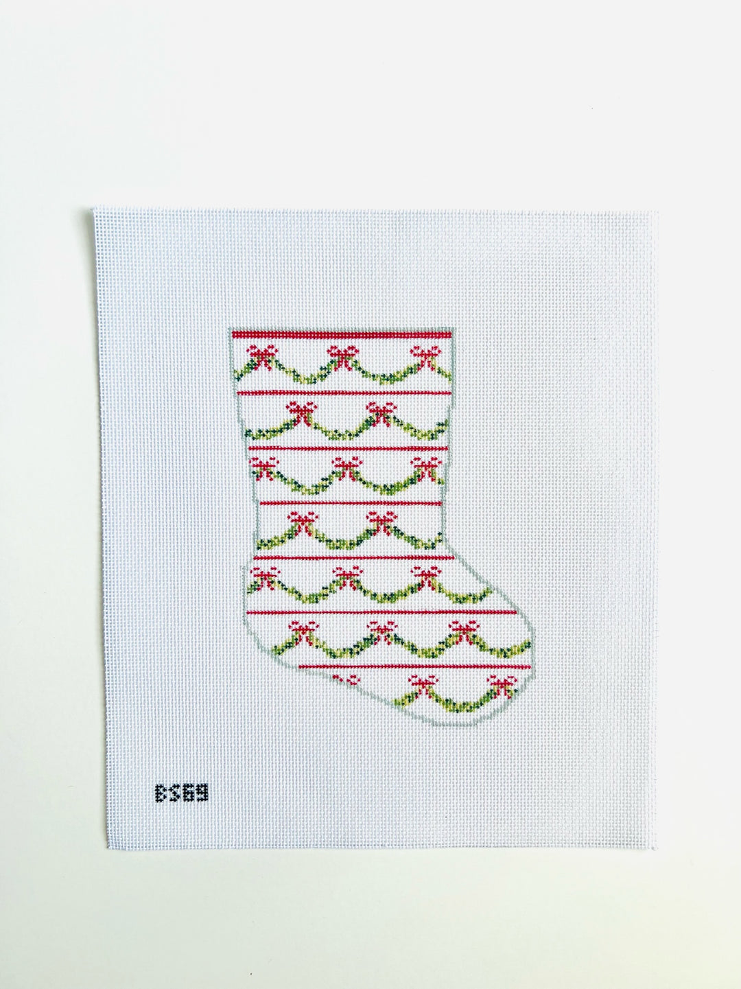 Stocking Bauble Canvas: Christmas Garland Gala
