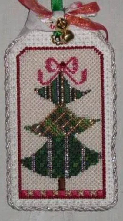 Christmas Tree Tag with stitch guide