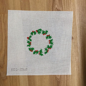 Round - Holly Wreath